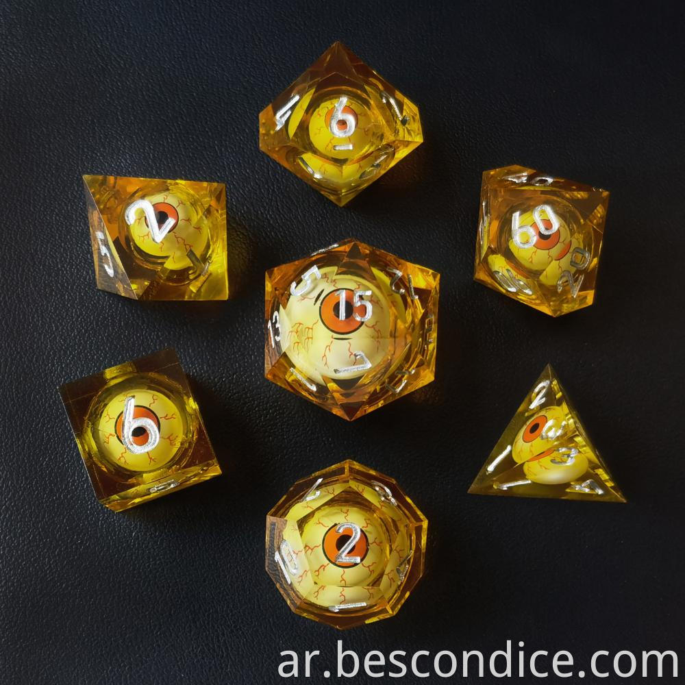 Liquid Core Sharp Edge Resin Polyhedral Dnd Dice Set 5